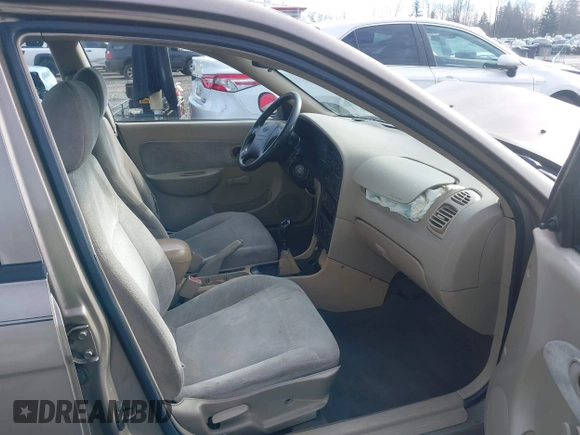 2001 Kia Sephia z VIN KNAFB121815046919, wystawiony jako IAAI lot #41398257 z przebiegiem 191 818 mil mil oraz . Historia ofert i sprzedaży dostępna na DreamBid. Obrazek 5.