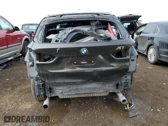 2017 BMW X1 xDrive28i with VIN WBXHT3C37H5F87237, listed as a Copart auction lot 46151025 with 34,297 mi miles and Salvage Title. Bid and sale history available at carsss.com. Image 6.