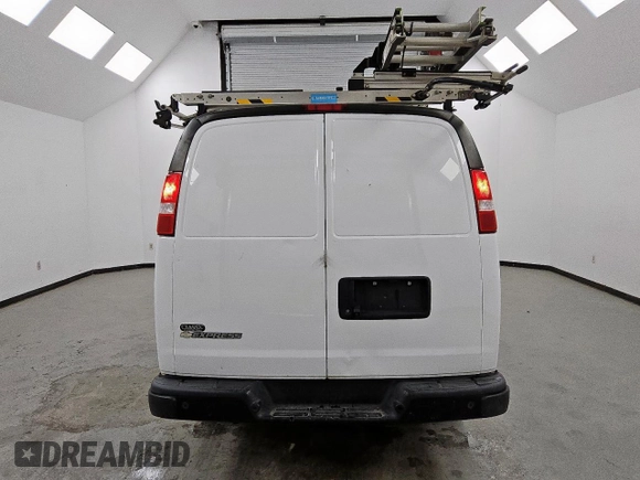 2020 Chevrolet Express Cargo with VIN 1GCWGAFG5L1277807, listed as a Copart auction lot 62069415 with 186,206 mi miles and Clean title. Bid and sale history available at DreamBid. Image 6.