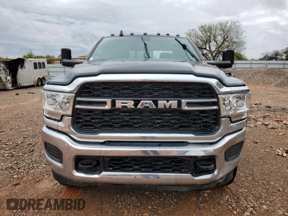 2021 Ram 2500 Tradesman with VIN 3C6UR5CL8MG630884, listed as a Copart auction lot 51715925 with 261,153 mi miles and Salvage Title. Bid and sale history available at carsss.com. Image 5.