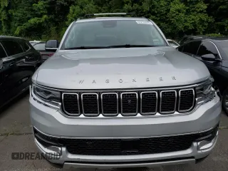 2024 Jeep Wagoneer Series II Carbide with VIN 1C4SJVBP8RS151165, listed as a Copart auction lot 61216845 with 5,315 mi miles and Salvage title. Bid and sale history available at DreamBid. Image 5.