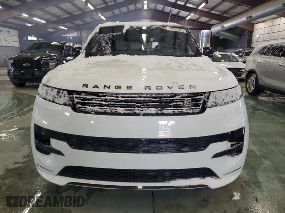 2023 Land Rover Range Rover Sport SE Dynamic with VIN SAL1L9FU3PA139272, listed as a Copart auction lot 41830165 with 25,609 mi miles and Clean Title. Bid and sale history available at carsss.com. Image 5.