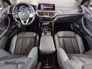2024 BMW X3 sDrive30i z VIN 5UX43DP08R9V33565, wystawiony jako Copart lot #49507675 z przebiegiem 29 927 mil mil oraz Czysty tytuł • Clean title. Historia ofert i sprzedaży dostępna na DreamBid. Obrazek 8.