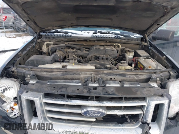 2008 Ford Explorer Sport Trac XLT with VIN 1FMEU51E98UB26147, listed as a IAAI auction lot 41240474 with 245,797 mi miles and . Bid and sale history available at DreamBid. Image 10.