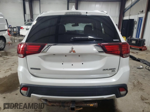 2018 Mitsubishi Outlander ES with VIN JA4AZ3A3XJZ019960, listed as a Copart auction lot 59739265 with 131,520 mi miles and Salvage title. Bid and sale history available at DreamBid. Image 6.