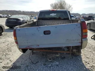 2002 Chevrolet Silverado 1500 LS with VIN 1GCEK19T82E265855, listed as a Copart auction lot 50061015 with 0 mi miles and Non Repairable. Bid and sale history available at carsss.com. Image 6.