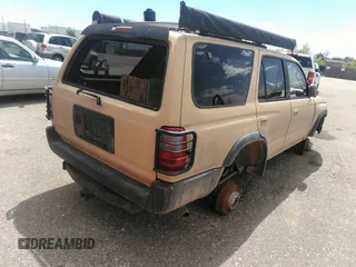 1998 Toyota 4Runner SR5 z VIN JT3HN86R3W0177146, wystawiony jako IAAI lot #42073056 z przebiegiem 318 147 mil mil oraz . Historia ofert i sprzedaży dostępna na DreamBid. Obrazek 4.