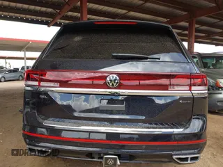 2024 Volkswagen Atlas SEL Premium R-Line с VIN 1V2FR2CA1RC514031, выставлен на аукционе IAAI как лот 41964990 с пробегом Не указан миль и . История ставок и продаж доступна на DreamBid. Изображение 16.