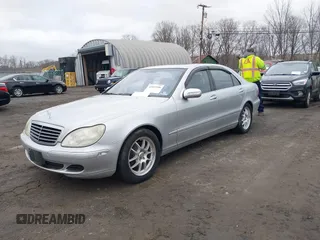 2003 Mercedes-Benz S-Class 4.3L with VIN WDBNG70J03A331144, listed as a IAAI auction lot 42013506 with 1 mi miles. Bid and sale history available at carsss.com. Image 2.