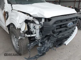 2022 Ford F-150 XL z VIN 1FTEX1CPXNKF06107, wystawiony jako IAAI lot #42692902 z przebiegiem Nie podano mil oraz . Historia ofert i sprzedaży dostępna na DreamBid. Obrazek 6.