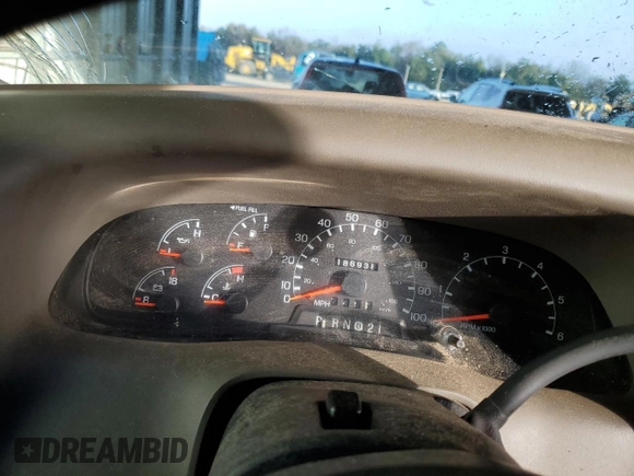 2000 Ford Super Duty F-250 XL with VIN 1FTNF20L8YEA47432, listed as a Copart auction lot 86127524 with 186,938 mi miles and Salvage Title. Bid and sale history available at carsss.com. Image 9.