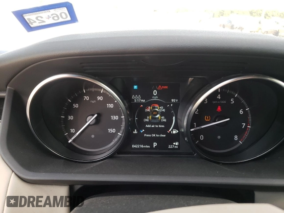 2019 Land Rover Discovery SE with VIN SALRG2RV9KA095905, listed as a Copart auction lot 70166133 with 42,216 mi miles. Bid and sale history available at carsss.com. Image 9.