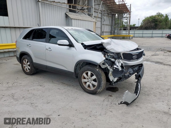 2013 Kia Sorento LX with VIN 5XYKT3A19DG396227, listed as a Copart auction lot 63595135 with 157,268 mi miles and Salvage title. Bid and sale history available at DreamBid. Image 4.
