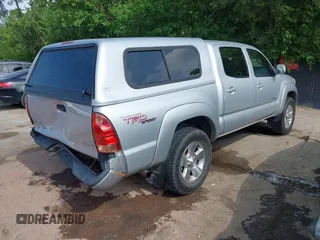 2005 Toyota Tacoma with VIN 5TELU42N45Z137094, listed as a IAAI auction lot 42585551 with 331,546 mi miles and . Bid and sale history available at DreamBid. Image 4.