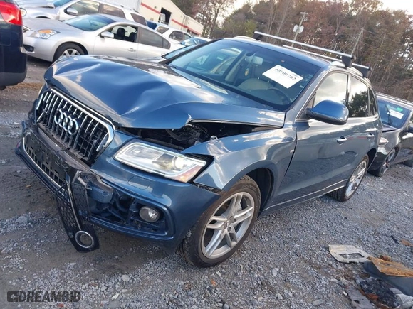 2015 Audi Q5 Premium Plus with VIN WA1DGAFP1FA006460, listed as a IAAI auction lot 40900762 with 121,611 mi miles. Bid and sale history available at carsss.com. Image 2.