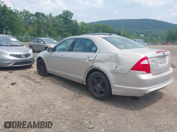 2010 Ford Fusion SE with VIN 3FAHP0HA4AR413882, listed as a IAAI auction lot 42447529 with 81,100 mi miles and . Bid and sale history available at DreamBid. Image 3.