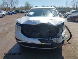 2019 GMC Acadia SLE with VIN 1GKKNSLS7KZ249157, listed as a IAAI auction lot 40601760 with 113,928 mi miles and . Bid and sale history available at carsss.com. Image 12.