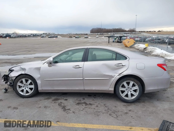 2007 Lexus ES 350 with VIN JTHBJ46G272110174, listed as a IAAI auction lot 41629467 with 105,232 mi miles. Bid and sale history available at carsss.com. Image 14.