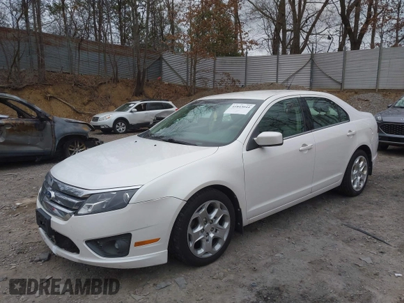 2011 Ford Fusion SE with VIN 3FAHP0HA4BR200111, listed as a IAAI auction lot 41843044 with 163,784 mi miles. Bid and sale history available at carsss.com. Image 18.