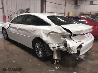 2020 Toyota Avalon Hybrid Limited with VIN 4T1D21FBXLU017732, listed as a IAAI auction lot 41159133 with 44,864 mi miles. Bid and sale history available at carsss.com. Image 6.
