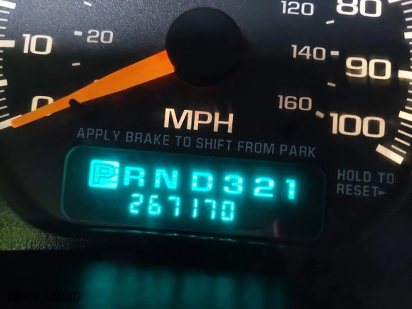 2001 Chevrolet Tahoe LT with VIN 1GNEK13T61J232455, listed as a IAAI auction lot 41208590 with 267,170 mi miles. Bid and sale history available at carsss.com. Image 15.