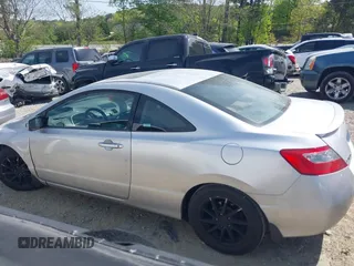 2009 Honda Civic EX with VIN 2HGFG12899H516897, listed as a IAAI auction lot 42037211 with 228,422 mi miles and . Bid and sale history available at DreamBid. Image 14.