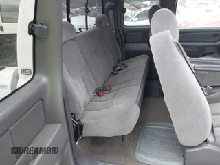 2005 Chevrolet Silverado 1500 LS with VIN 2GCEC19T351374467, listed as a IAAI auction lot 42383053 with 124,273 mi miles and . Bid and sale history available at DreamBid. Image 8.
