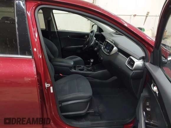 2020 Kia Sorento LX with VIN 5XYPGDA34LG680929, listed as a IAAI auction lot 42016179 with 34,733 mi miles and . Bid and sale history available at carsss.com. Image 5.