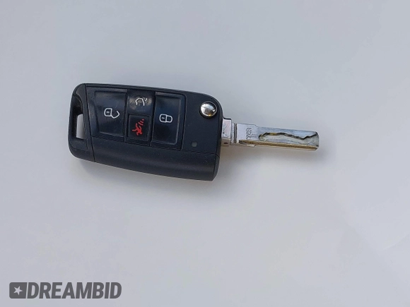 2016 Volkswagen Golf TSI Limited Edition Edition с VIN 3VWC17AU8GM503624, выставлен на аукционе IAAI как лот 42564731 с пробегом 136 057 миль миль и . История ставок и продаж доступна на DreamBid. Изображение 11.