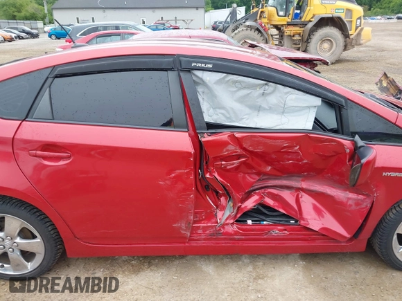 2015 Toyota Prius Four z VIN JTDKN3DUXF1887604, wystawiony jako IAAI lot #42341221 z przebiegiem 123 196 mil mil oraz . Historia ofert i sprzedaży dostępna na DreamBid. Obrazek 13.