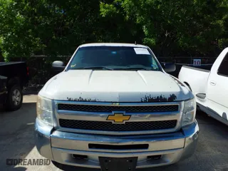2013 Chevrolet Silverado 1500 LT with VIN 1GCRCSE06DZ138212, listed as a IAAI auction lot 42088561 with 261,922 mi miles. Bid and sale history available at carsss.com. Image 6.
