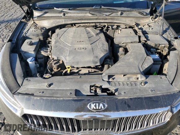 2017 Kia Cadenza Premium with VIN KNALC4J16H5058242, listed as a Copart auction lot 89185075 with 135,970 mi miles and Clean Title. Bid and sale history available at carsss.com. Image 11.