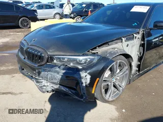 2022 BMW 3 Series 330i with VIN 3MW5R1J07N8C43380, listed as a IAAI auction lot 41746284 with 60,194 mi miles. Bid and sale history available at carsss.com. Image 6.