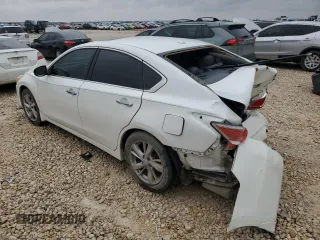 2015 Nissan Altima 2.5 S with VIN 1N4AL3APXFN372441, listed as a Copart auction lot 50377475 with 150,062 mi miles and Salvage Title. Bid and sale history available at carsss.com. Image 2.