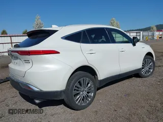 2021 Toyota Venza LE with VIN JTEAAAAH8MJ060065, listed as a IAAI auction lot 42099481 with 64,116 mi miles and . Bid and sale history available at DreamBid. Image 4.