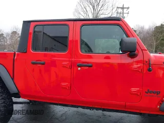 2020 Jeep Gladiator Sport S with VIN 1C6HJTAG3LL108524, listed as a IAAI auction lot 41737270 with 76,545 mi miles. Bid and sale history available at carsss.com. Image 13.