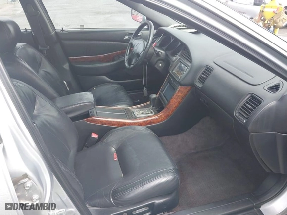 2000 Acura TL with VIN 19UUA5673YA060135, listed as a IAAI auction lot 41794634 with 130850 miles. Bid and sale history available at carsss.com. Image 5.