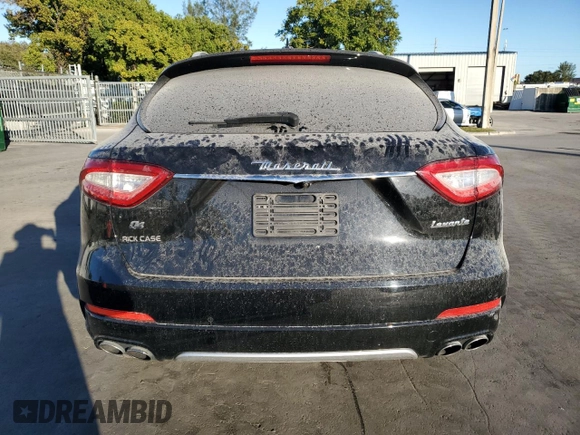 2020 Maserati Levante GranLusso with VIN ZN661XUL1LX354981, listed as a Copart auction lot 82230644 with 53,057 mi miles and Non Repairable. Bid and sale history available at carsss.com. Image 6.