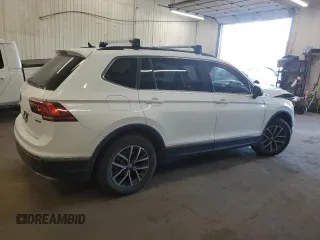 2020 Volkswagen Tiguan SE with VIN 3VV2B7AXXLM058031, listed as a Copart auction lot 76522644 with 34,361 mi miles and Salvage Title. Bid and sale history available at DreamBid. Image 3.