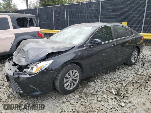 2017 Toyota Camry XLE z VIN 4T1BF1FK3HU379016, wystawiony jako Copart lot #52704015 z przebiegiem 167 129 mil mil oraz Szkoda całkowita • Salvage title. Historia ofert i sprzedaży dostępna na DreamBid. Obrazek 1.