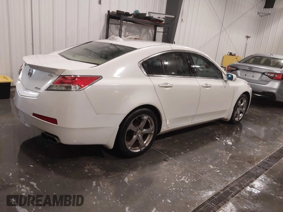 2010 Acura TL Technology z VIN 19UUA9F52AA002593, wystawiony jako IAAI lot #42033029 z przebiegiem 180 706 mil mil oraz . Historia ofert i sprzedaży dostępna na DreamBid. Obrazek 4.