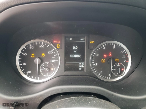 2016 Mercedes-Benz Metris Cargo Van with VIN WD3PG2EAXG3171266, listed as a Copart auction lot 43595185 with 101,889 mi miles and Salvage Title. Bid and sale history available at carsss.com. Image 9.