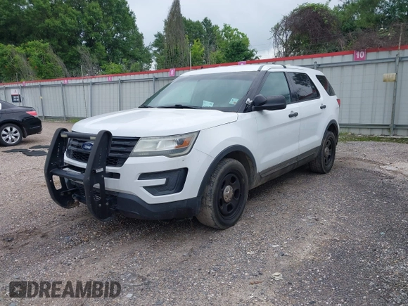 2016 Ford Police Interceptor Utility z VIN 1FM5K8AR7GGA08217, wystawiony jako IAAI lot #42180179 z przebiegiem 122 649 mil mil oraz . Historia ofert i sprzedaży dostępna na DreamBid. Obrazek 2.
