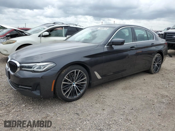2021 BMW 5 Series 530i z VIN WBA53BH08MWW96605, wystawiony jako Copart lot #54408375 z przebiegiem 83 698 mil mil oraz Szkoda całkowita • Salvage title. Historia ofert i sprzedaży dostępna na DreamBid. Obrazek 1.