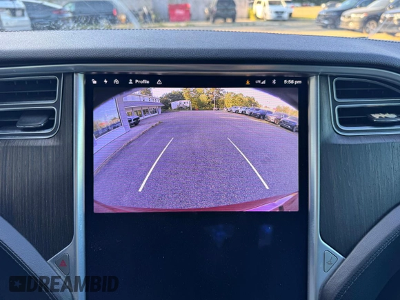 2013 Tesla Model S with VIN 5YJSA1CG5DFP18929, listed as a Copart auction lot 67245595 with 111,151 mi miles and Clean title. Bid and sale history available at DreamBid. Image 8.