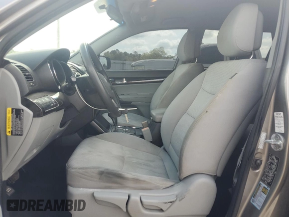 2011 Kia Sorento LX with VIN 5XYKT4A27BG048986, listed as a Copart auction lot 54908385 with 158,698 mi miles and Salvage Title. Bid and sale history available at DreamBid. Image 7.