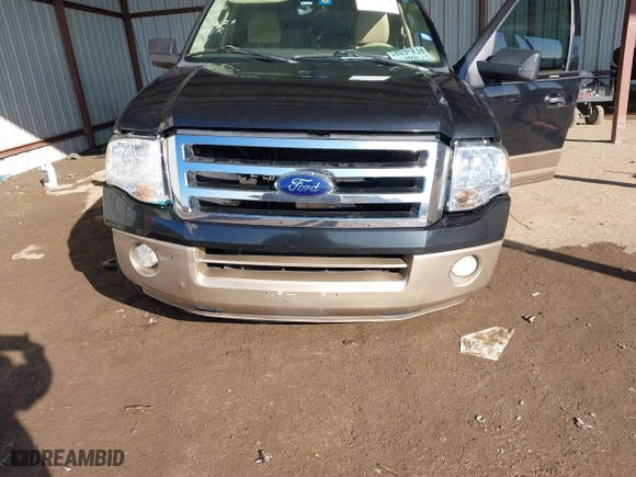 2014 Ford Expedition EL XLT with VIN 1FMJK1H54EEF13486, listed as a IAAI auction lot 41198753 with 130,797 mi miles. Bid and sale history available at carsss.com. Image 6.