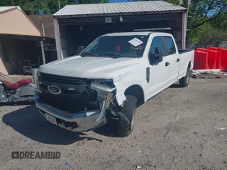 2019 Ford Super Duty F-250 SRW XL with VIN 1FT7W2A60KEC73618, listed as a IAAI auction lot 41949278 with 190,454 mi miles. Bid and sale history available at carsss.com. Image 17.