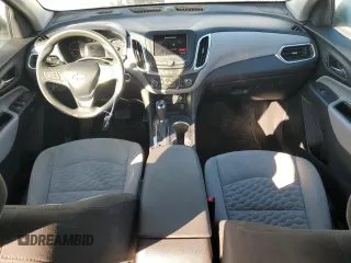 2020 Chevrolet Equinox LS z VIN 3GNAXFEV3LS585393, wystawiony jako Copart lot #48416025 z przebiegiem 105 797 mil mil oraz Szkoda całkowita • Salvage title. Historia ofert i sprzedaży dostępna na DreamBid. Obrazek 8.
