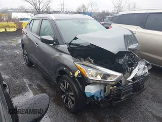 2020 Nissan Kicks SV with VIN 3N1CP5CV6LL525992, listed as a IAAI auction lot 41858823 with 55,343 mi miles. Bid and sale history available at carsss.com. Image 1.